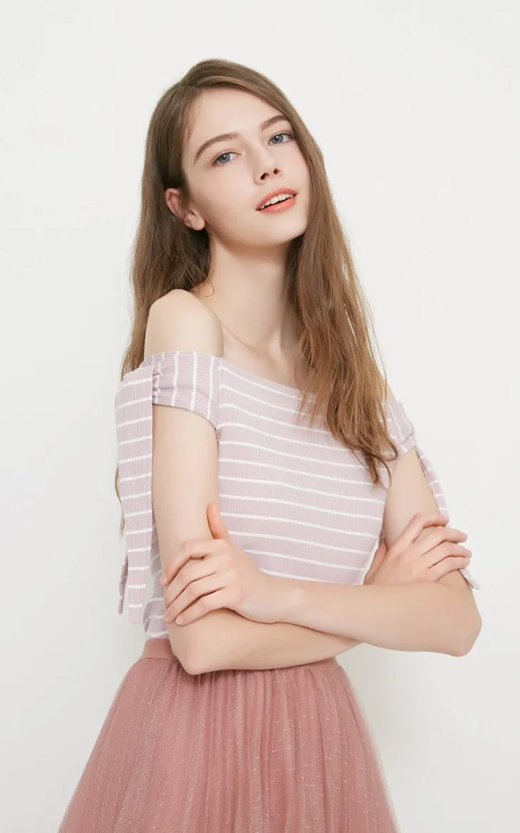 Vero Moda Женская Полосатая футболка с вырезом лодочкой и декоративными рукавами | 318201550