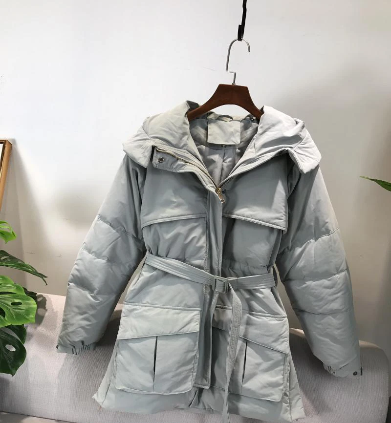 NO Fur Collar Blue Sanishroly Новая зимняя женская короткая верхняя одежда, теплая плотная белая куртка-пуховик на утином пуху, Женская парка с поясом и большим меховым воротником, пальто с капюшоном 681 - Цвет: NO Fur Collar Blue