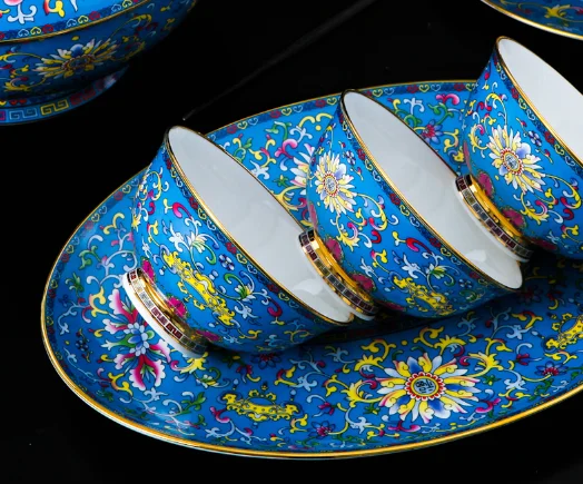 Модная Роскошная Посуда из костяного фарфора, керамическая тарелка, свадебные подарки, домашняя классическая столовая посуда, комбинированные столовые наборы