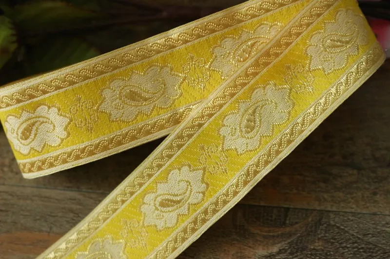 

wide 3.4cm 10yards/lot Polyester Woven Jacquard Ribbon light gold paisley pattern for curtain and clothing accessory LS-2335