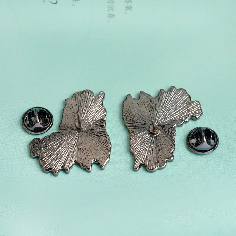 Металлические значки с изображением овцы голубого и розового цвета новинка 2017