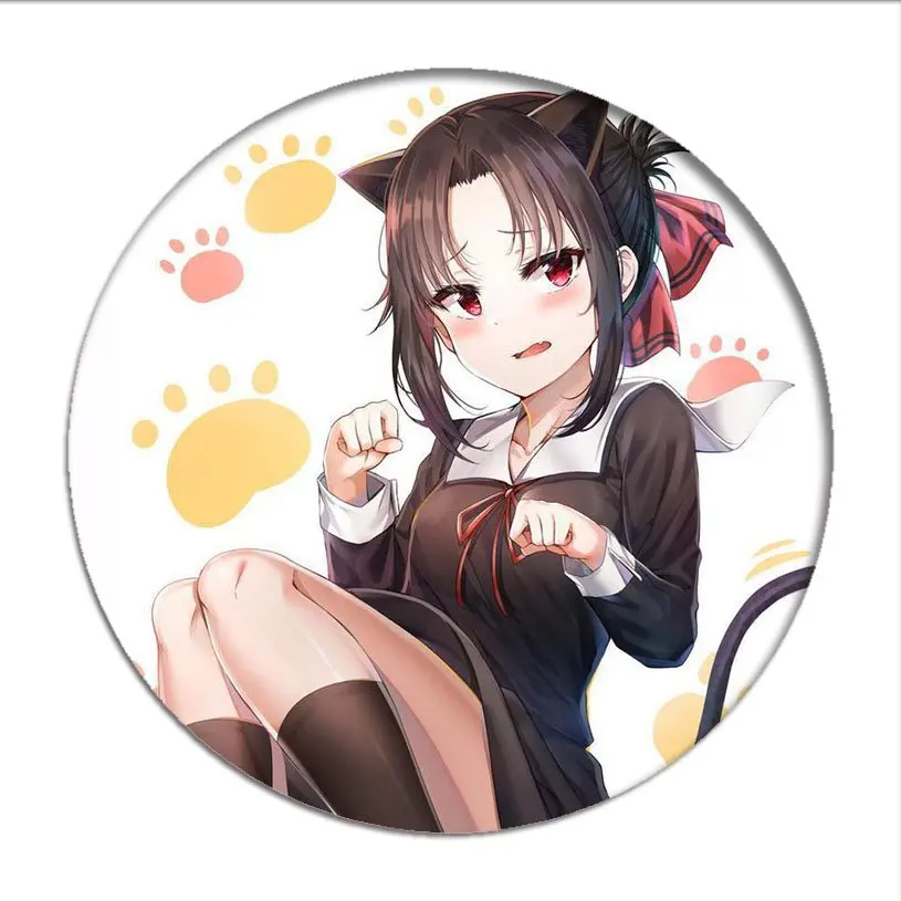 Брошь Kaguya sama с надписью Love is War| |
