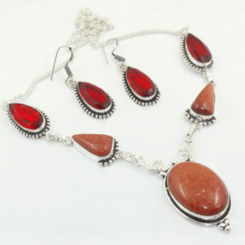 

Sun Stone & Garnets Necklace + Earings Silver Overlay over Copper , 49cm, N3630