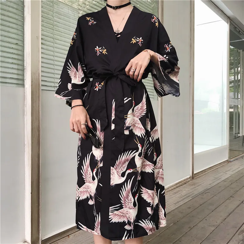 

Japanese women Traditional Kimonos Yukata Robe Crane Digital print Cardigan japan streetwear Belt V-neck collar Riding Coat