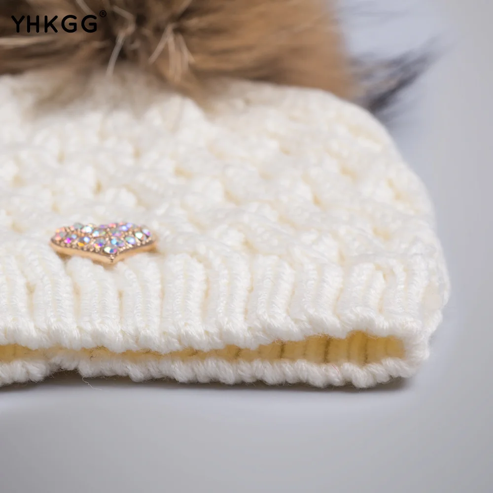 2018 МОЛОДАЯ девушка Pom Beanie Теплый трикотажный комбинезон Kids Fur Pompom Hat Дети Реальная