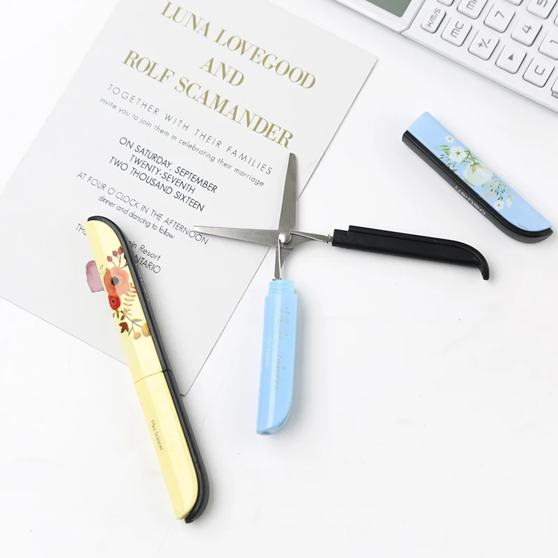 

Portable Scissors Multi Colored Safety Hand Scissors Protective Covers Folding Scissors Children's Craft Stationery Scrapbooking