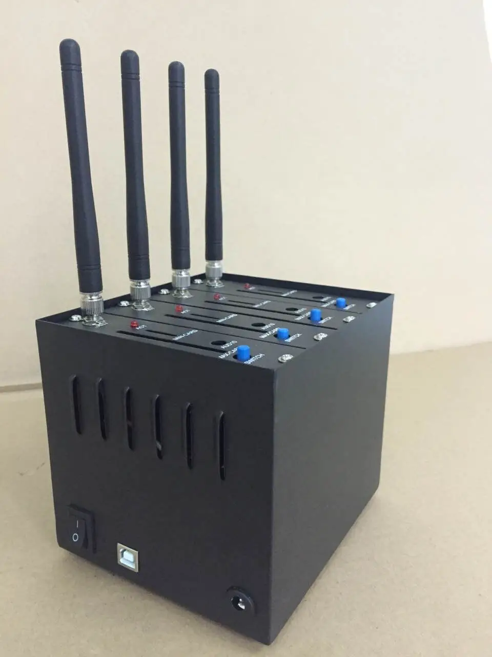 USB модем wavecom Bulk SMS Q2403 4 порта GSM пул USSD STK перезаряжаемое программное обеспечение