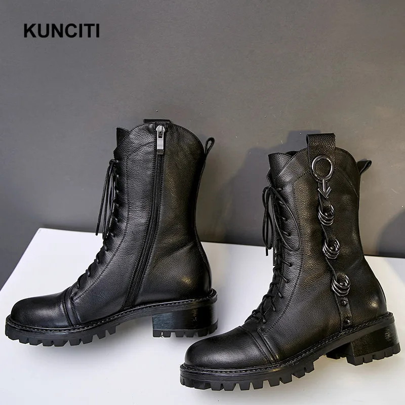 Г., бренд KUNCITI, женские ботильоны из натуральной кожи, модная обувь в байкерском стиле зимние теплые ботинки с металлическим украшением, D558