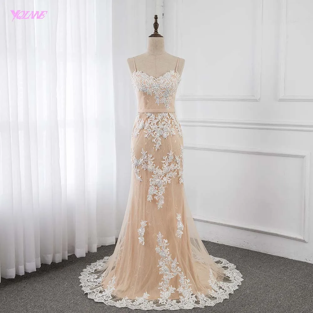 Элегантные тонкие Шампанское Длинные праздничные платья кружевное с