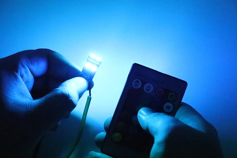 2 шт. T10 W5W светодиодный фонарь для автомобиля RGB с пультом дистанционного