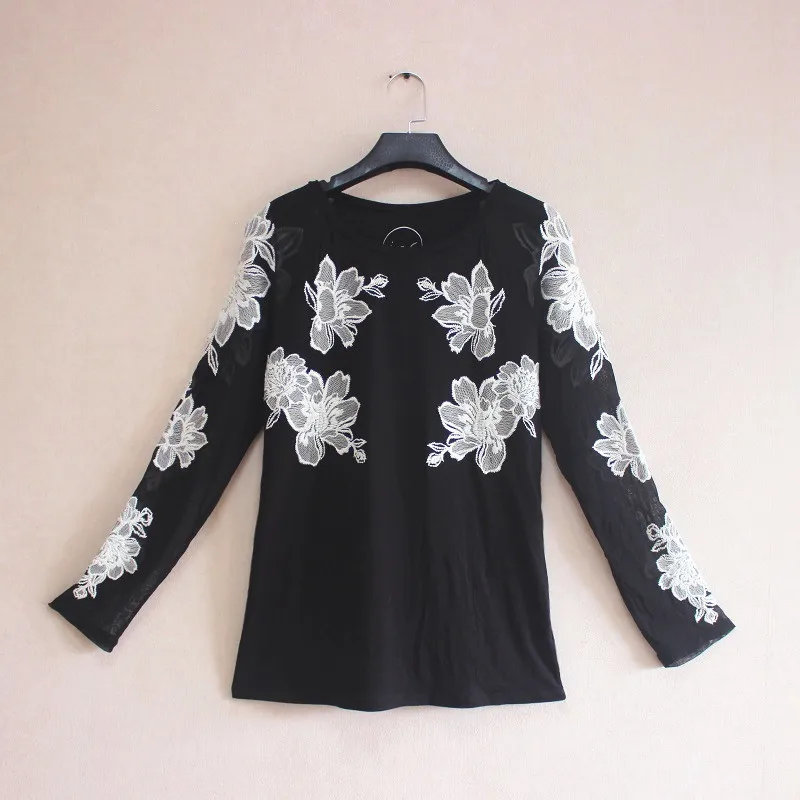 Женская полупрозрачная футболка с рукавами из гренадина цветочной вышивкой |