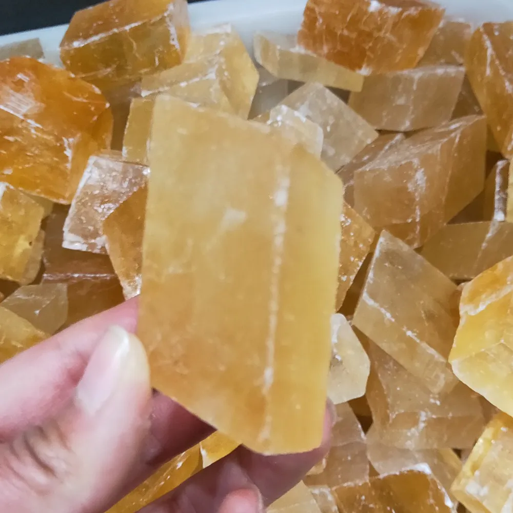 70 г хрустальный камень Кальцит Кварцевый Камень ромб сырой образец натуральный