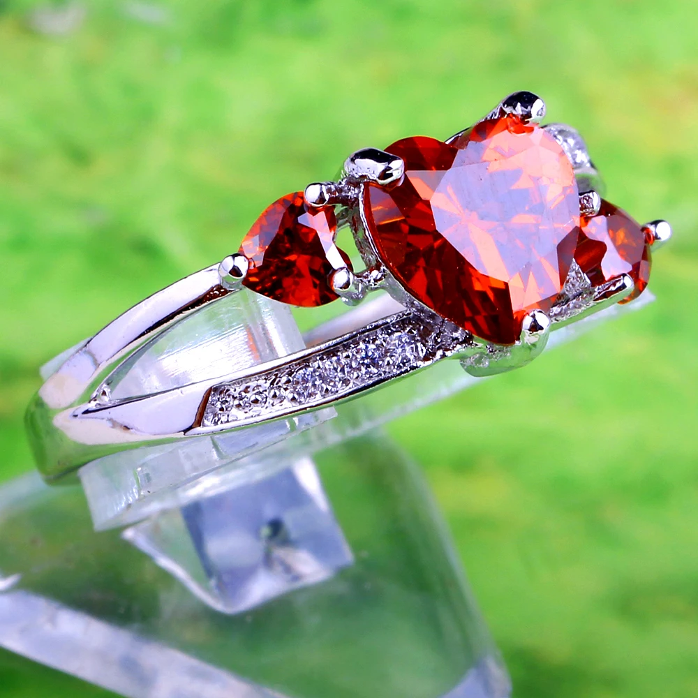 Женское кольцо с сердечком JROSE обручальное красного и белого цвета фианитами