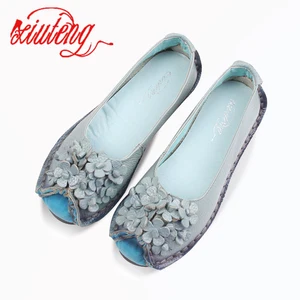 Мокасины Xiuteng женские из натуральной кожи, мягкие повседневные туфли на плоской подошве, с цветами, летняя обувь для вождения, 2022