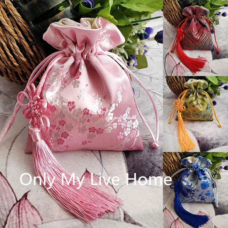 

Large Chinese knot Decorative Jewelry Gift Bags Silk Brocade Pouch Drawstring Packaging Suede Lined Necklace Bracelet Storage