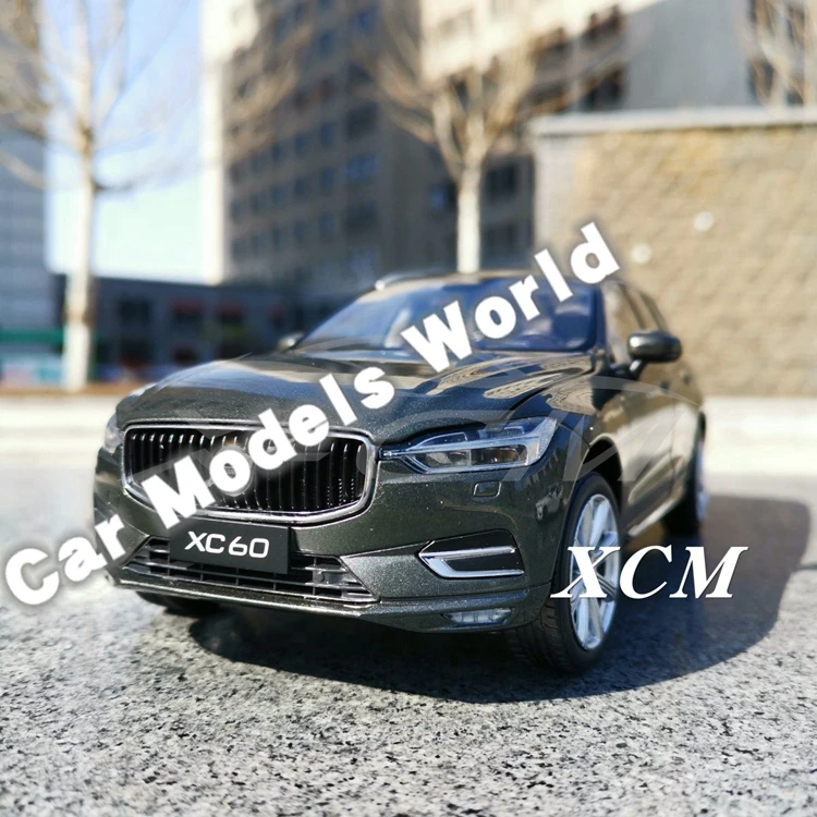 Литая модель автомобиля для XC60 Deluxe Edition 1:18+ маленький подарок