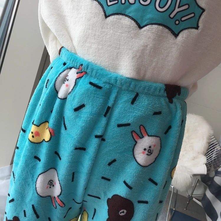 Коралловые бархатные зимние женские пижамные комплекты, Женские Фланелевые комплекты с круглым вырезом и милым рисунком из мультфильма, цвета: верблюд, белый, с буквенным принтом, для дома, зимний теплый костюм