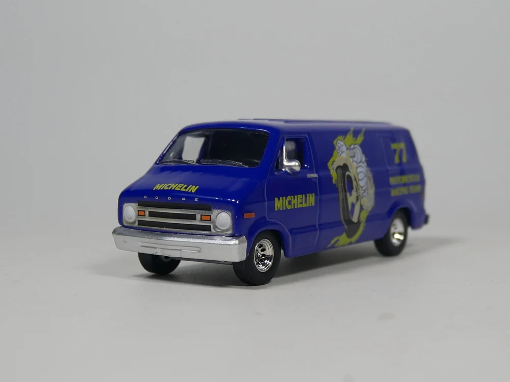 Auto Inn Greenlight 1:64 1977 Dodge B 100 литая модель автомобиля|Наземный транспорт| |
