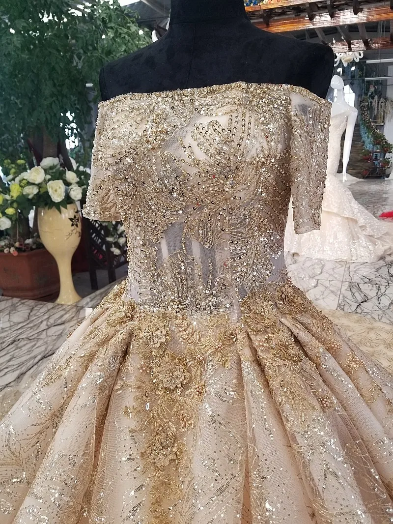 2018 Новое поступление шампанского кружевные свадебные платья с коротким рукавом