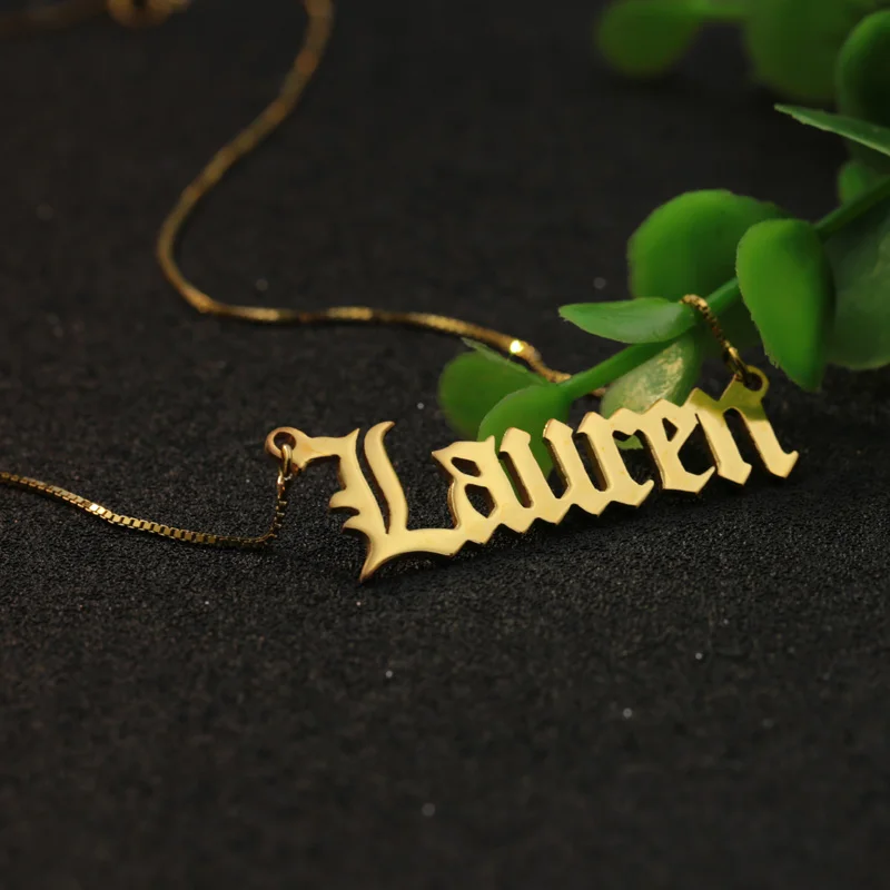 Оптовая продажа серебро староанглийский шрифт индивидуальное имя ожерелье 925