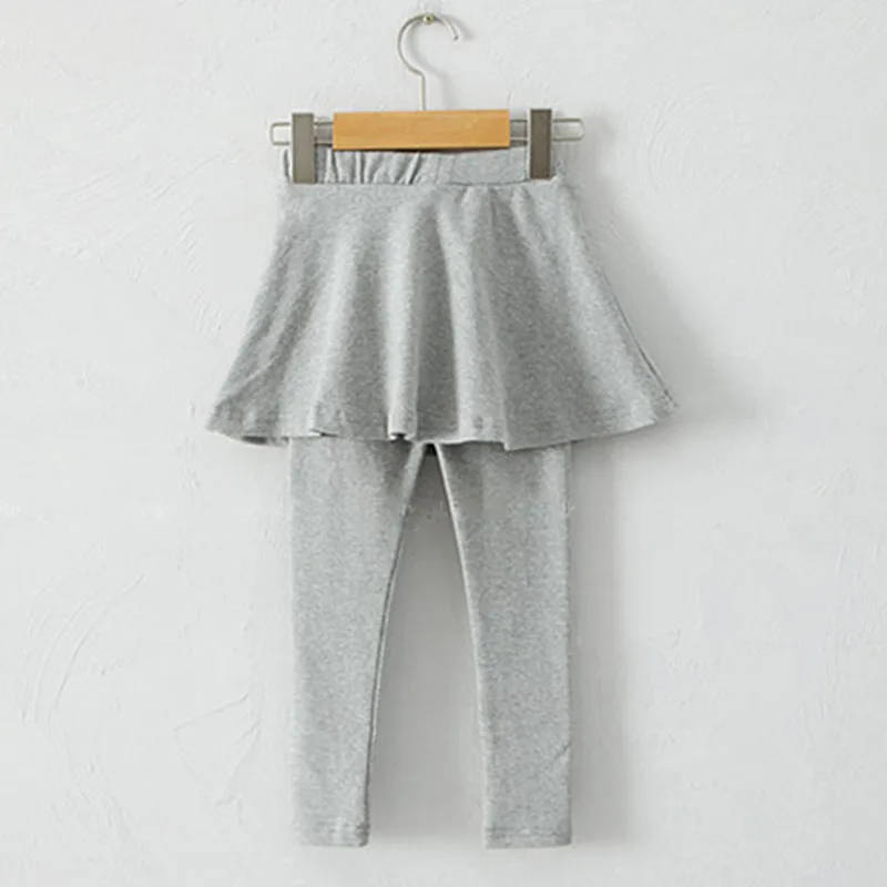 Комплект детской одежды из 2 предметов свитшот с оборками и юбка-брюки в