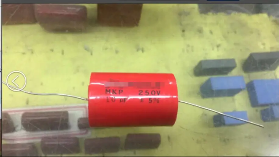 Осевая емкость полиэфирного конденсатора CBB20 c 106 10uf250v в пять точностей: 20% |