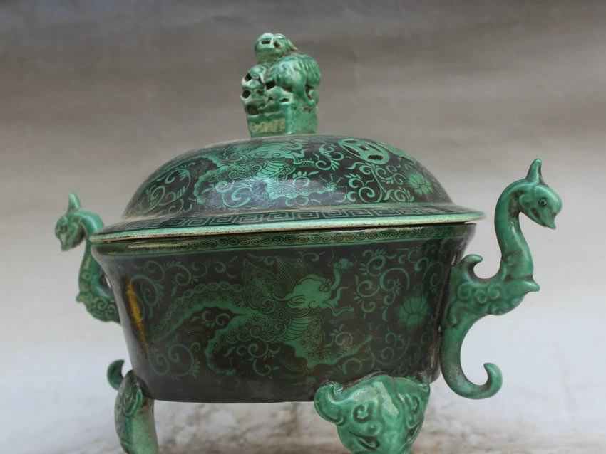 Китайский зеленый фарфор 3 ноги голова зверя Дракон ручка ладана горелки