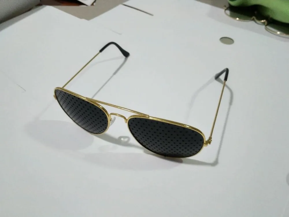 2018 ретро солнцезащитные очки для женщин и мужчин с маленькими отверстиями Очки