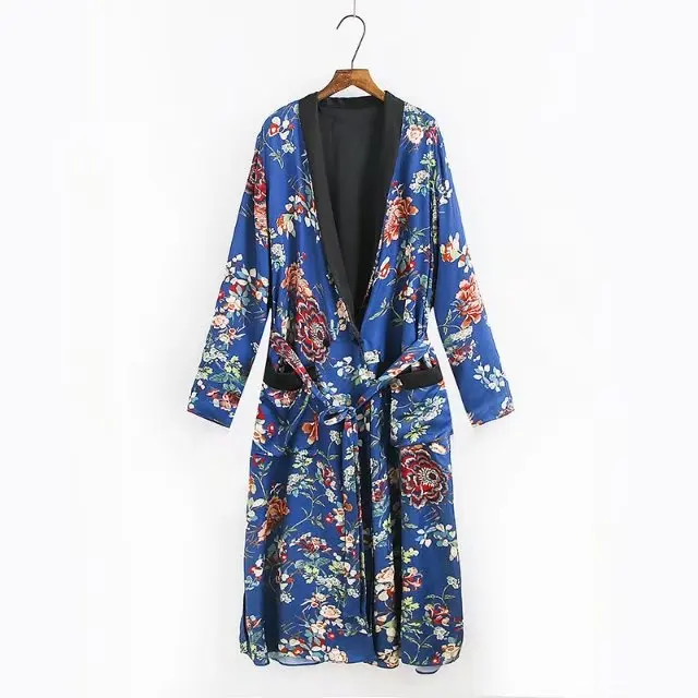 Длинная стильная блузка кимоно с двумя карманами кардиган принтом шаль новинка