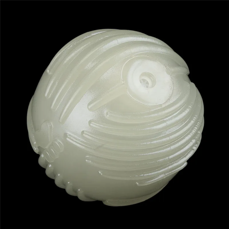 Милый TPR мяч светится в темноте со штрипками для домашних животных жевать игрушка