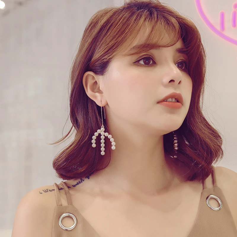 Геометрические простые трехногие серьги с большими жемчужинами дикие