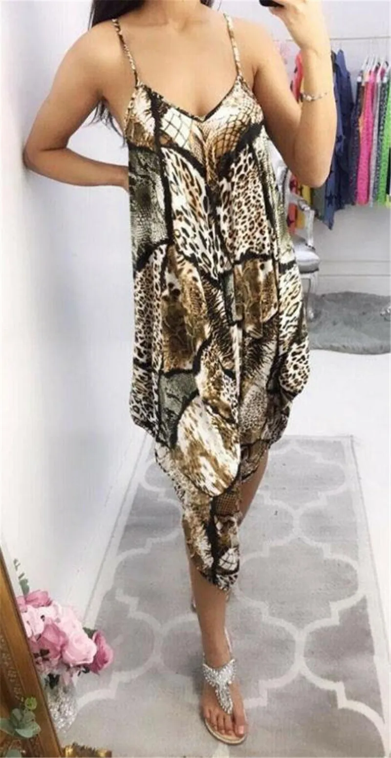 

Ladies Baggy Leopard Printed Jumpsuits Women Summer V Neck Loose Causal Jumpsuit