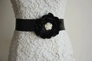 Женский атласный пояс с цветами, черный свадебный пояс со стразами, жемчугом и кристаллами, свадебные аксессуары
