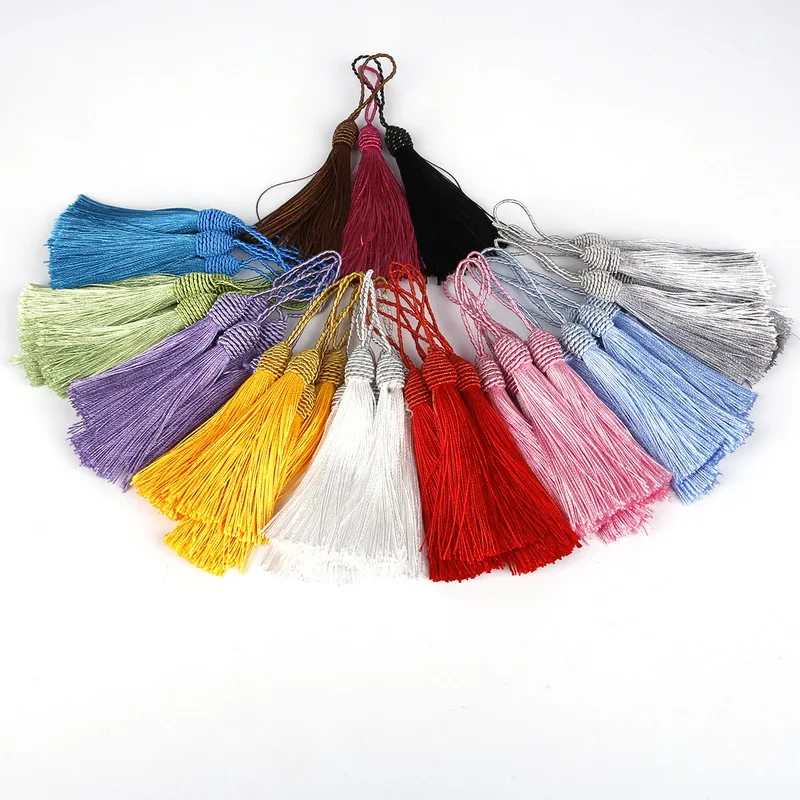 15 см полиэфирная резьба с шариковыми кисточками Модная красочная подвеска