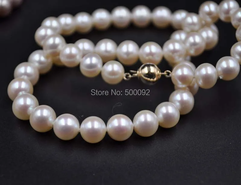 ?? 見事な光沢 9 ミリメートル近くラウンドホワイト淡水真珠のネックレスボール 14 キログラムクラスプ