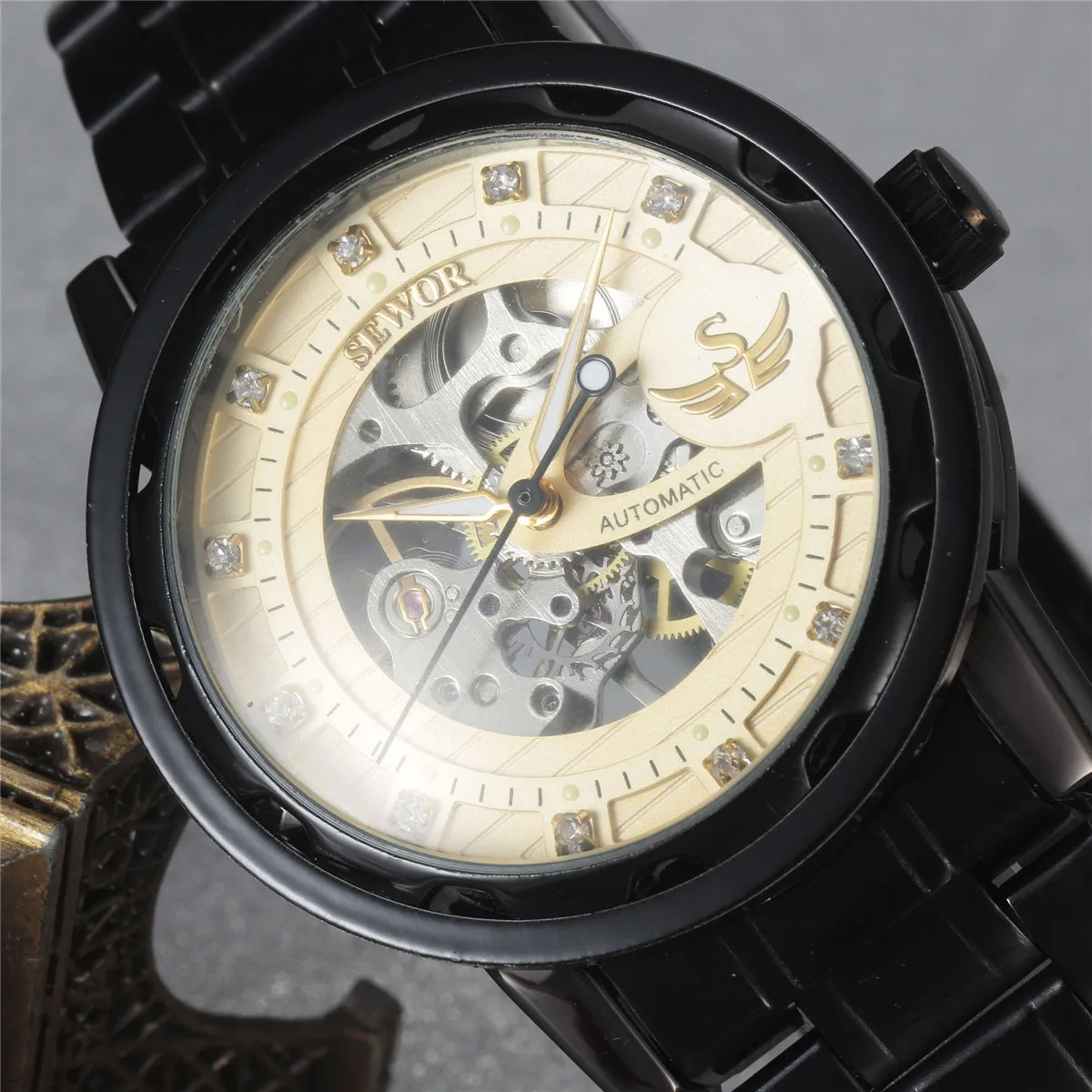 Новинка 2017 модные черные стальные Мужские часы скелетоны брендовые ажурные