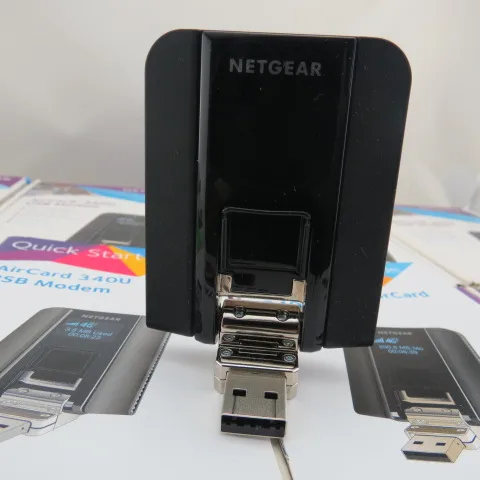 

Sale Unlock 4G USB Modem with LCD Screen Netgear AT&T Beam Aircard 340U