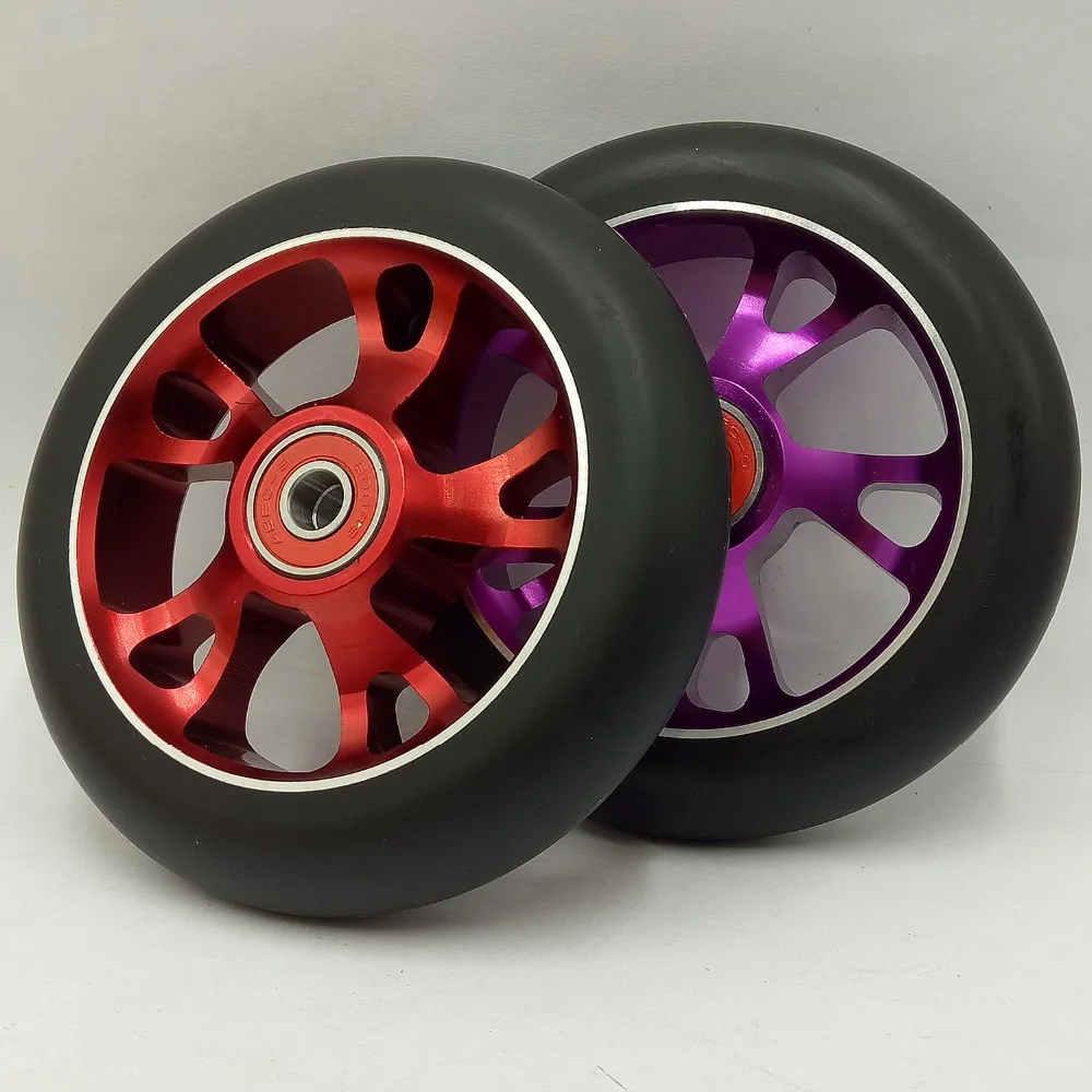 

Wholesale Hot Colorful scooters section 110 mm PU motorcycle