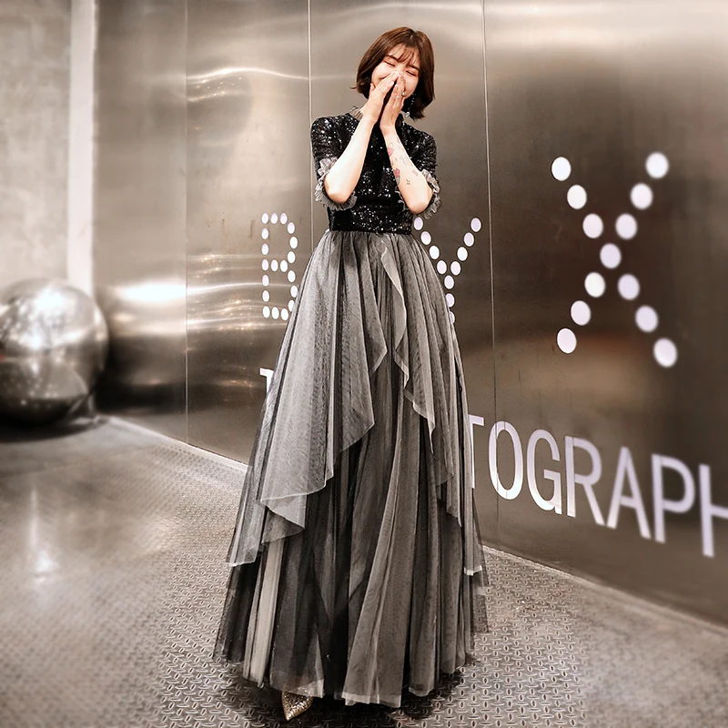 Robe de soiree Черное длинное платье с круглым вырезом кружевной отделкой бисером