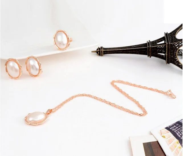 Оптовая продажа эффектный набор украшений для женщин ожерелье серьги Золотой