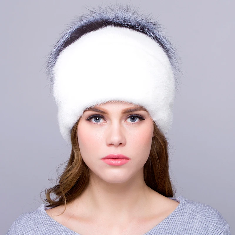 Рисунок 2 - Новая женская шапка JKP из меха