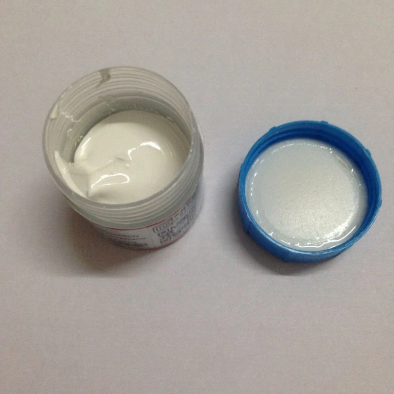 Новое поступление белая гермальная проводящая смазка из поликарбоната паста