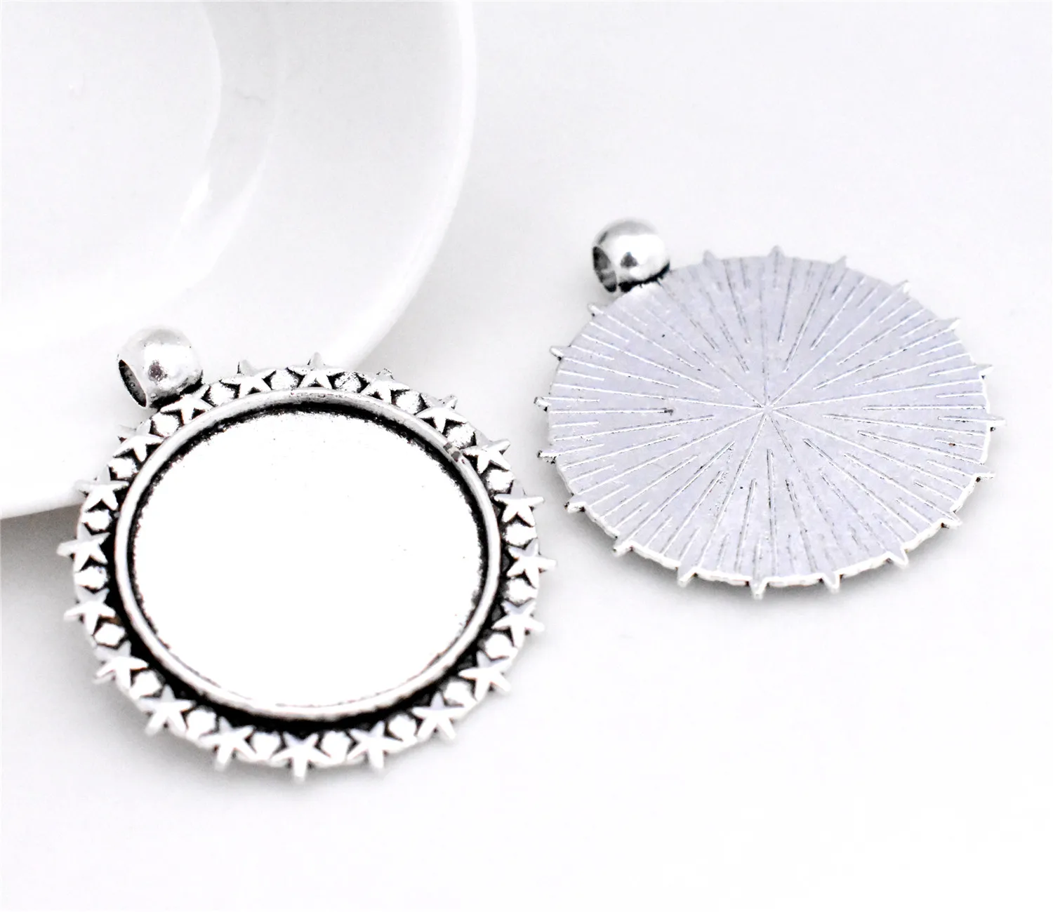 

5pcs 25mm Inner Size Antique Silver Plated Star Style Cabochon Base Cameo Setting Charms Pendant