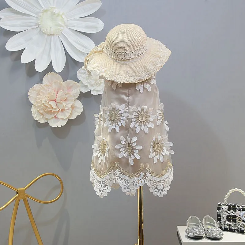 Children's clothing 2019 spring new girls small fresh three-dimensional flower crochet lace stitching princess vest dress | Детская