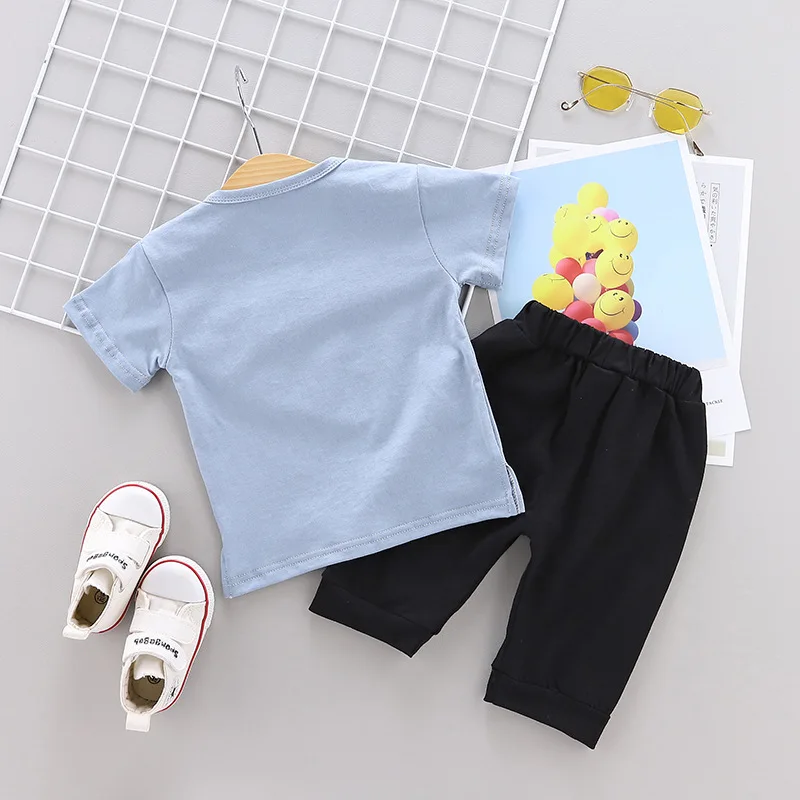 Летние комплекты одежды для маленьких мальчиков и девочек младенцев детский