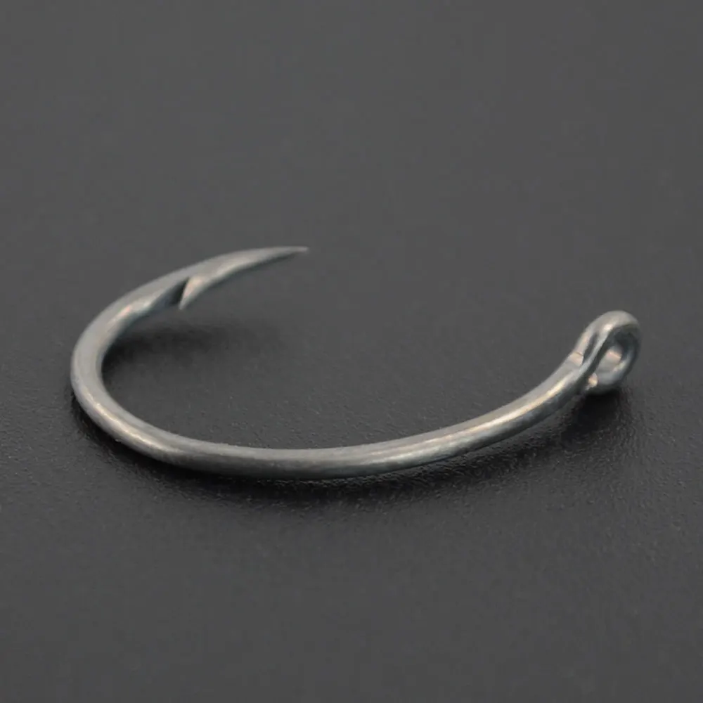 Hirisi 50pcs Coating High Carbon Stainless Steel Barbed hooks Carp Fishing Hooks Pack with Retail Original Box 8011