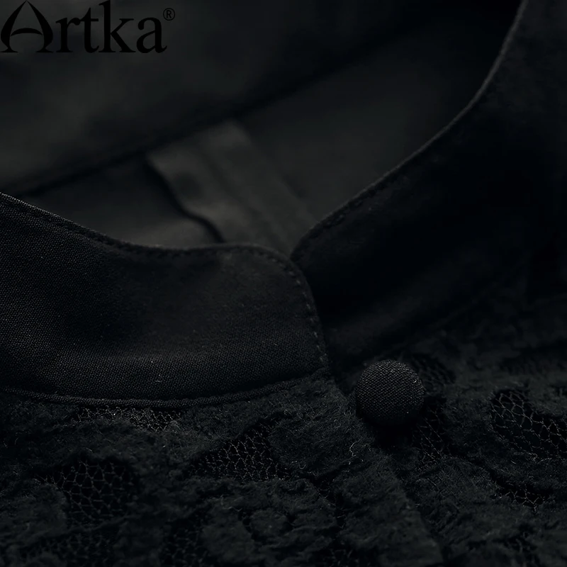 Женская винтажная шифоновая рубашка ARTKA белая однотонная кружевная