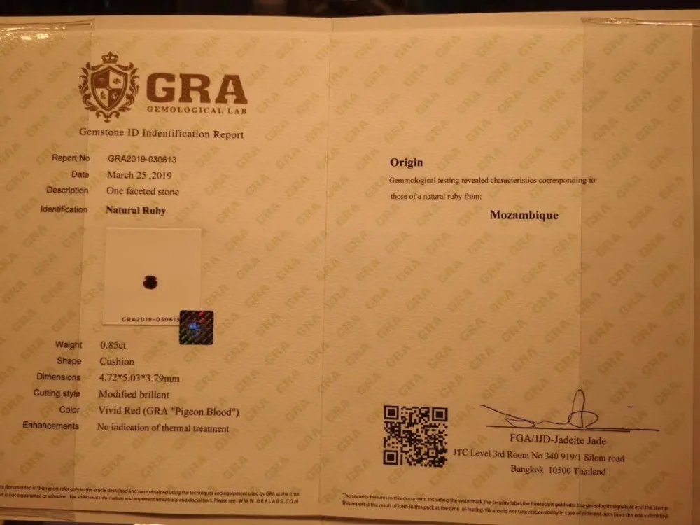 Хорошее ювелирное изделие настоящее чистое 18 К золото 100% натуральный 0.85ct красный