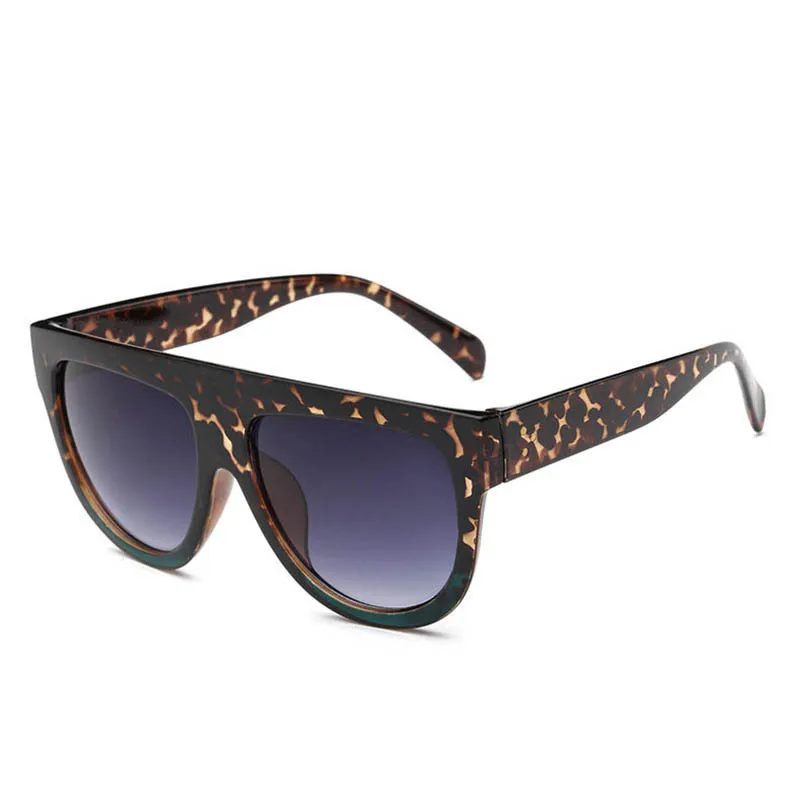 Женские солнцезащитные очки с заклепками черные большого размера плоским верхом