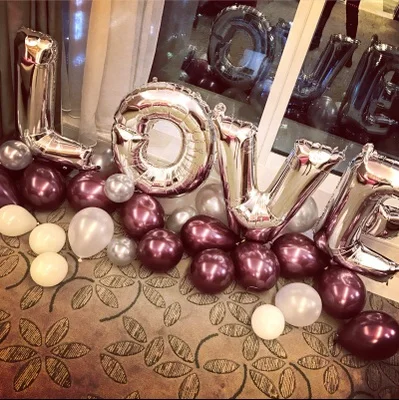 Детские воздушные шары с буквами золотого и серебряного цвета для свадебной